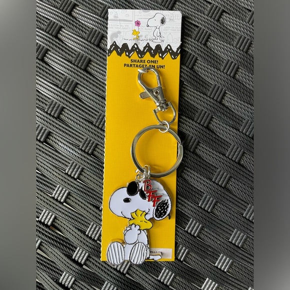 Snoopy Keychain,Peanuts Silver Keychain Clip - Picture 7 of 7
